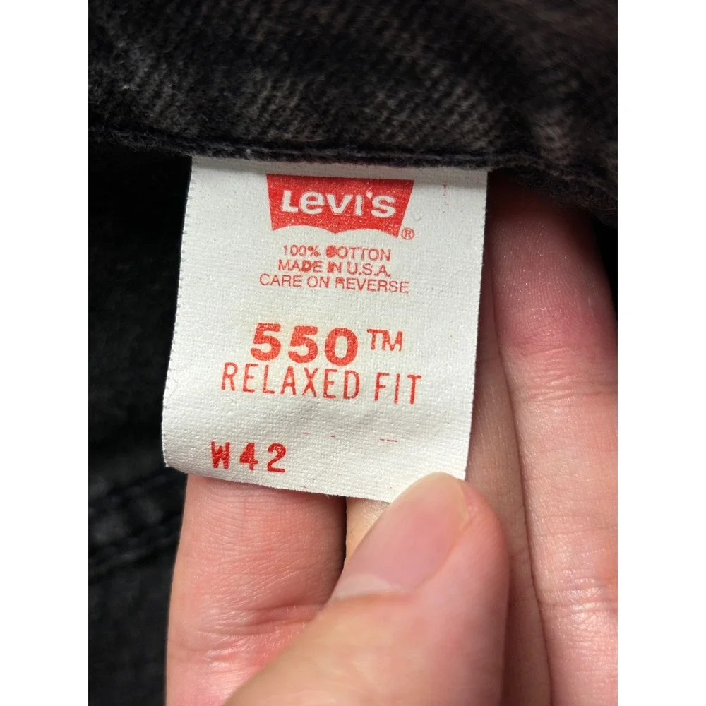 Vintage Levi's‎ 550 Relaxed Fit Black Denim Shorts Men's W42 11-95 Orange tag